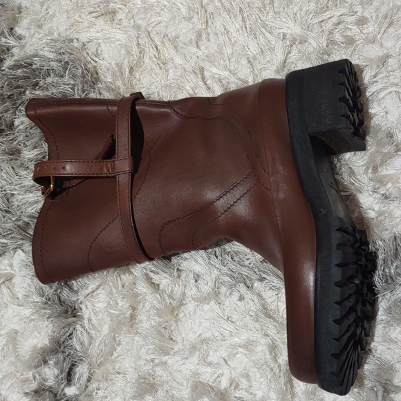 Authentic Prada Milano boots - Picture 2 of 12
